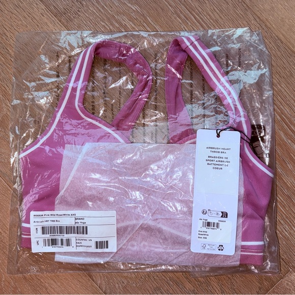 ALO Yoga Other - ALO Airbrush Heart Throb Bra - Pink Wild Rose NWT 💖